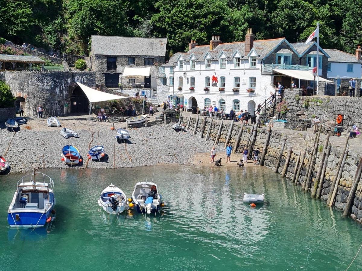 Red Lion Hotel Clovelly Extérieur photo