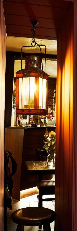Red Lion Hotel Clovelly Extérieur photo