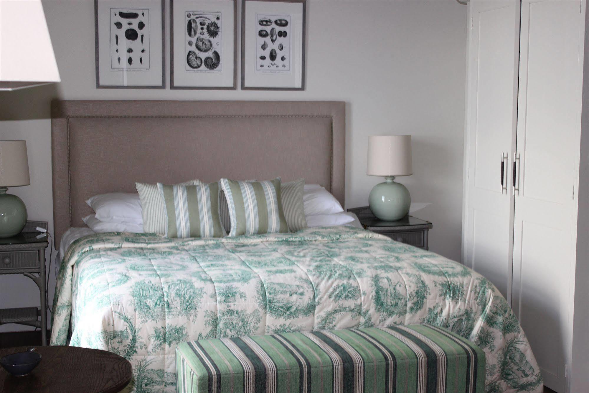 Red Lion Hotel Clovelly Extérieur photo