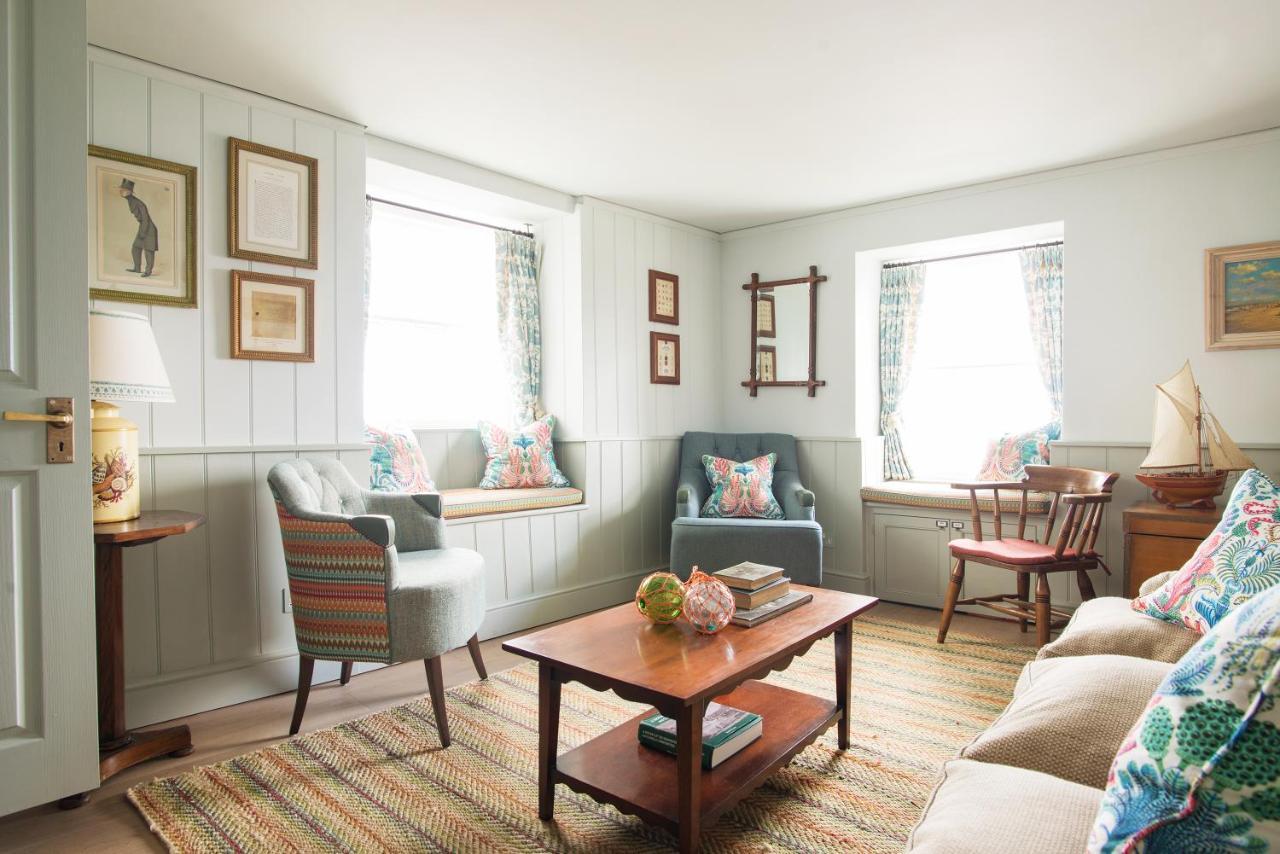 Red Lion Hotel Clovelly Extérieur photo